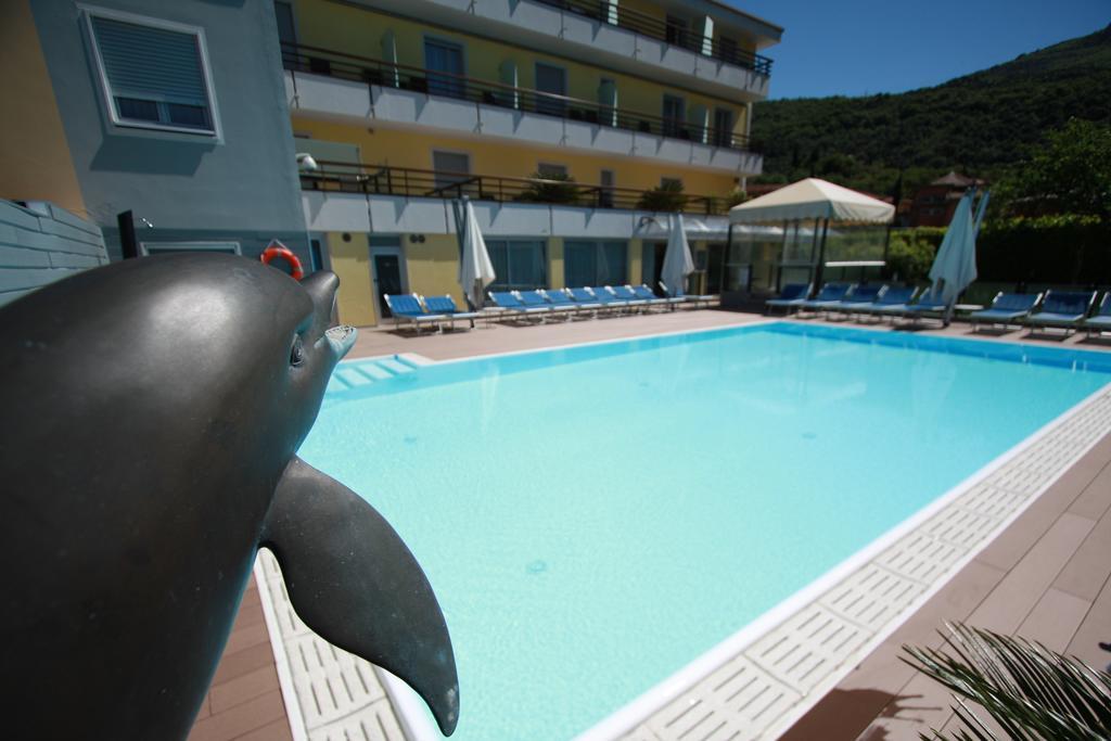 Hotel Miorelli Torbole Sul Garda Dış mekan fotoğraf