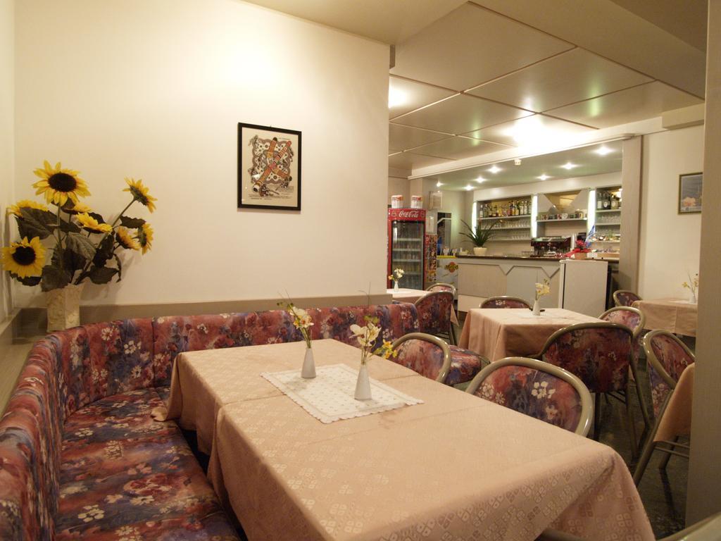 Hotel Miorelli Torbole Sul Garda Dış mekan fotoğraf
