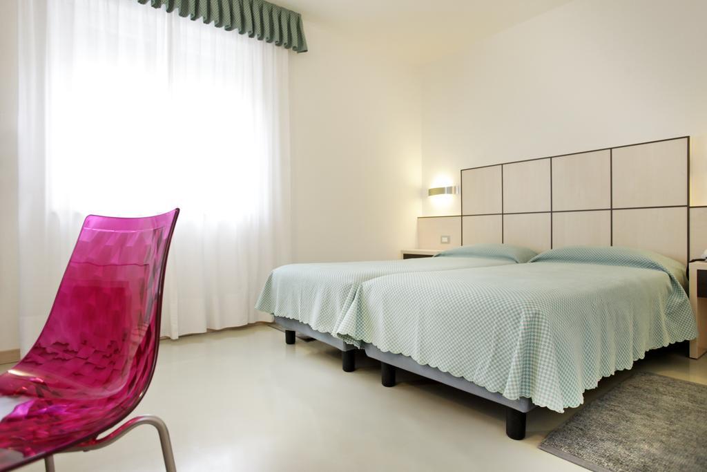 Hotel Miorelli Torbole Sul Garda Dış mekan fotoğraf