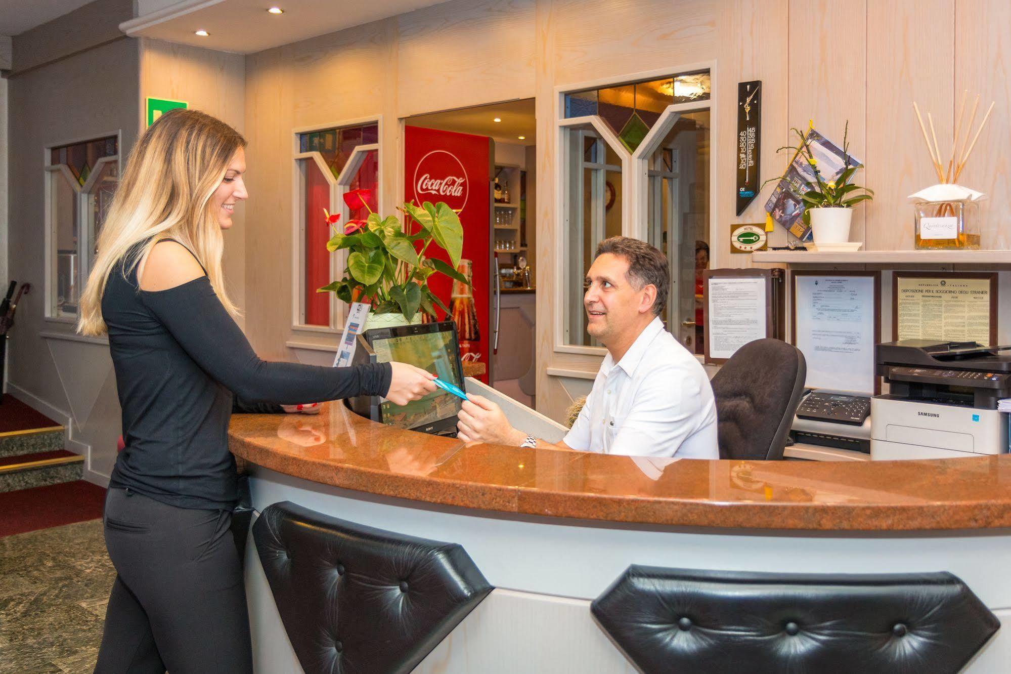 Hotel Miorelli Torbole Sul Garda Dış mekan fotoğraf